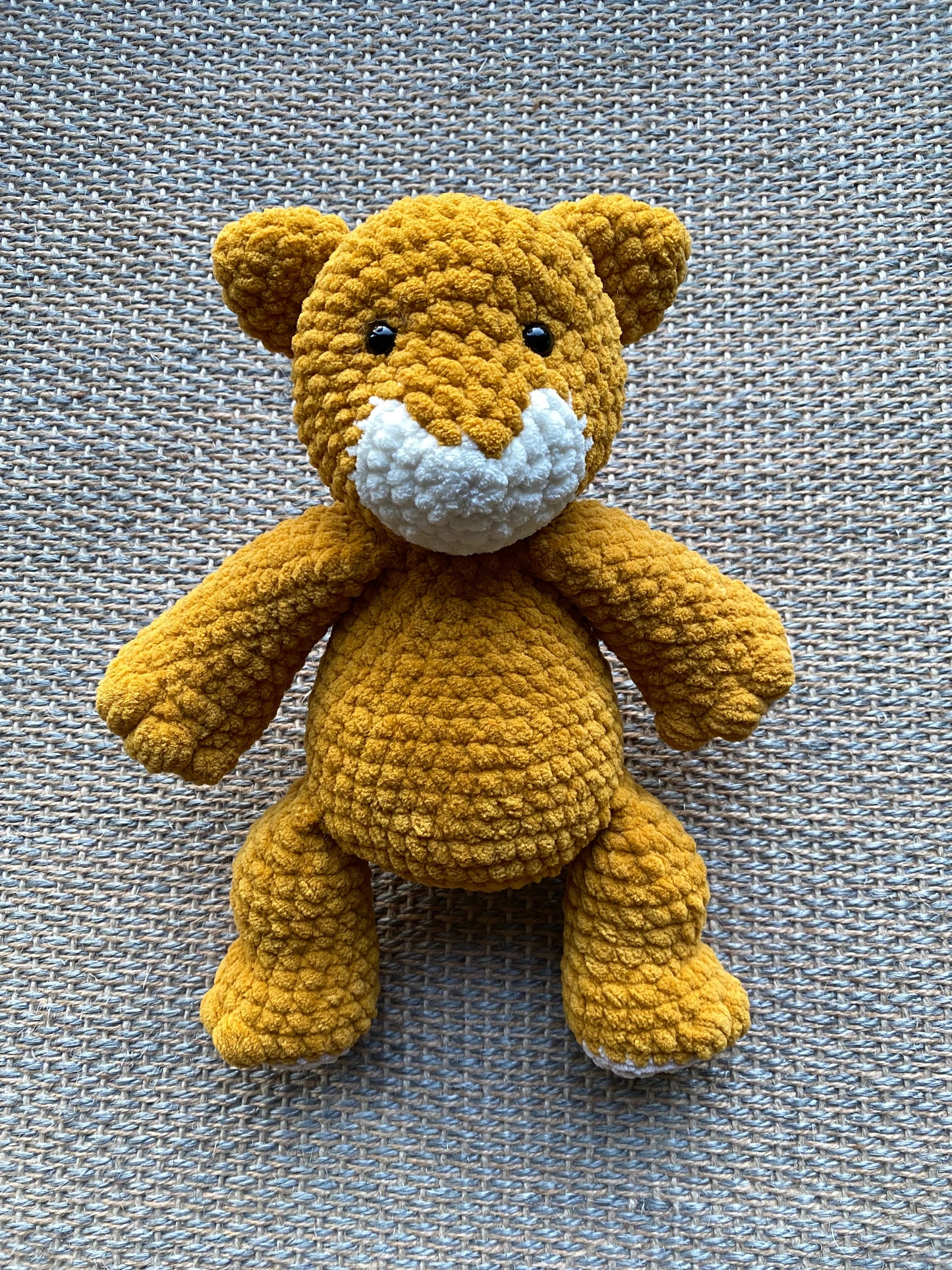 Lion "Louis"