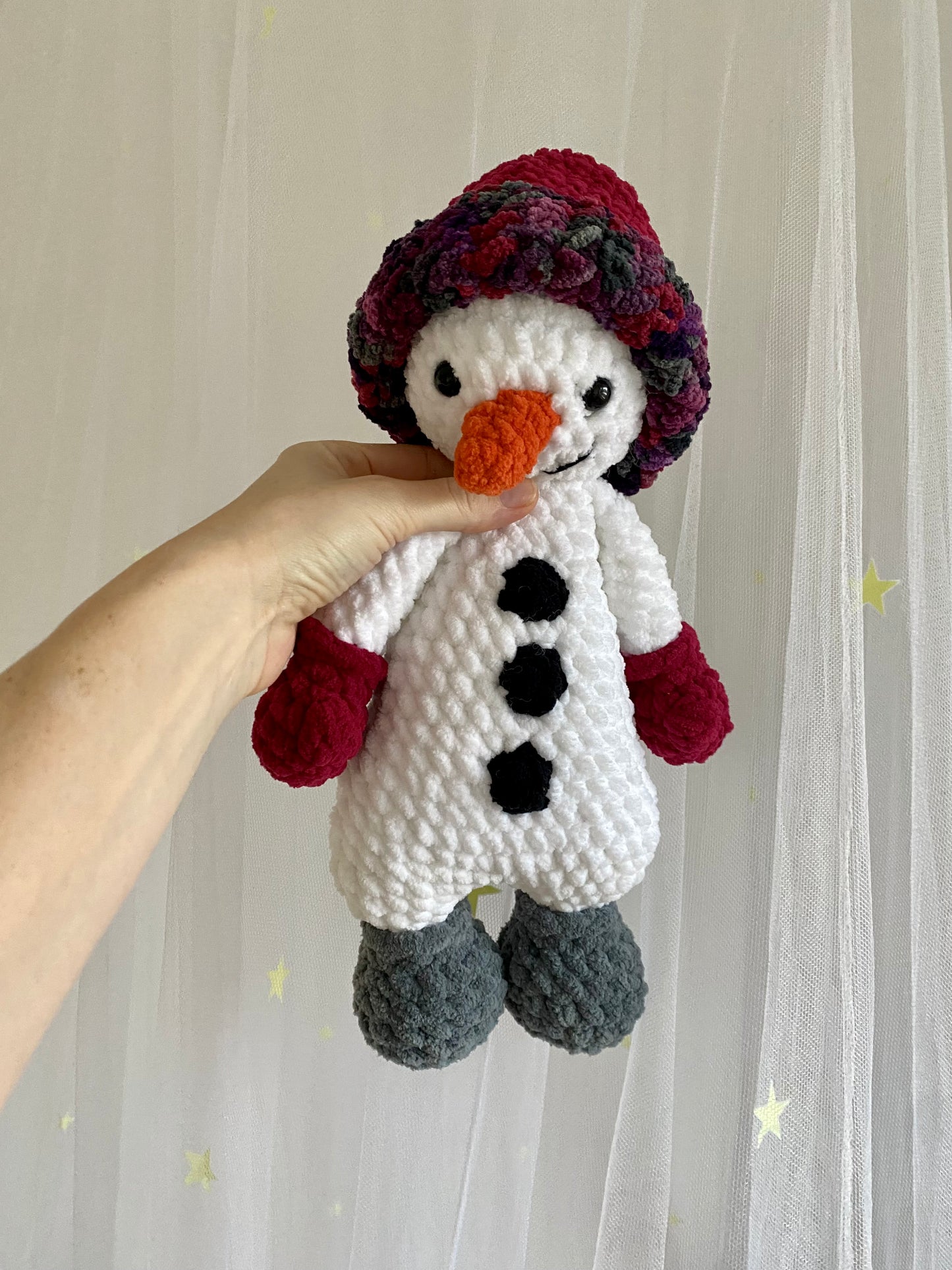 2-in-1 crochet crochet pattern Simon Plushie with Hat